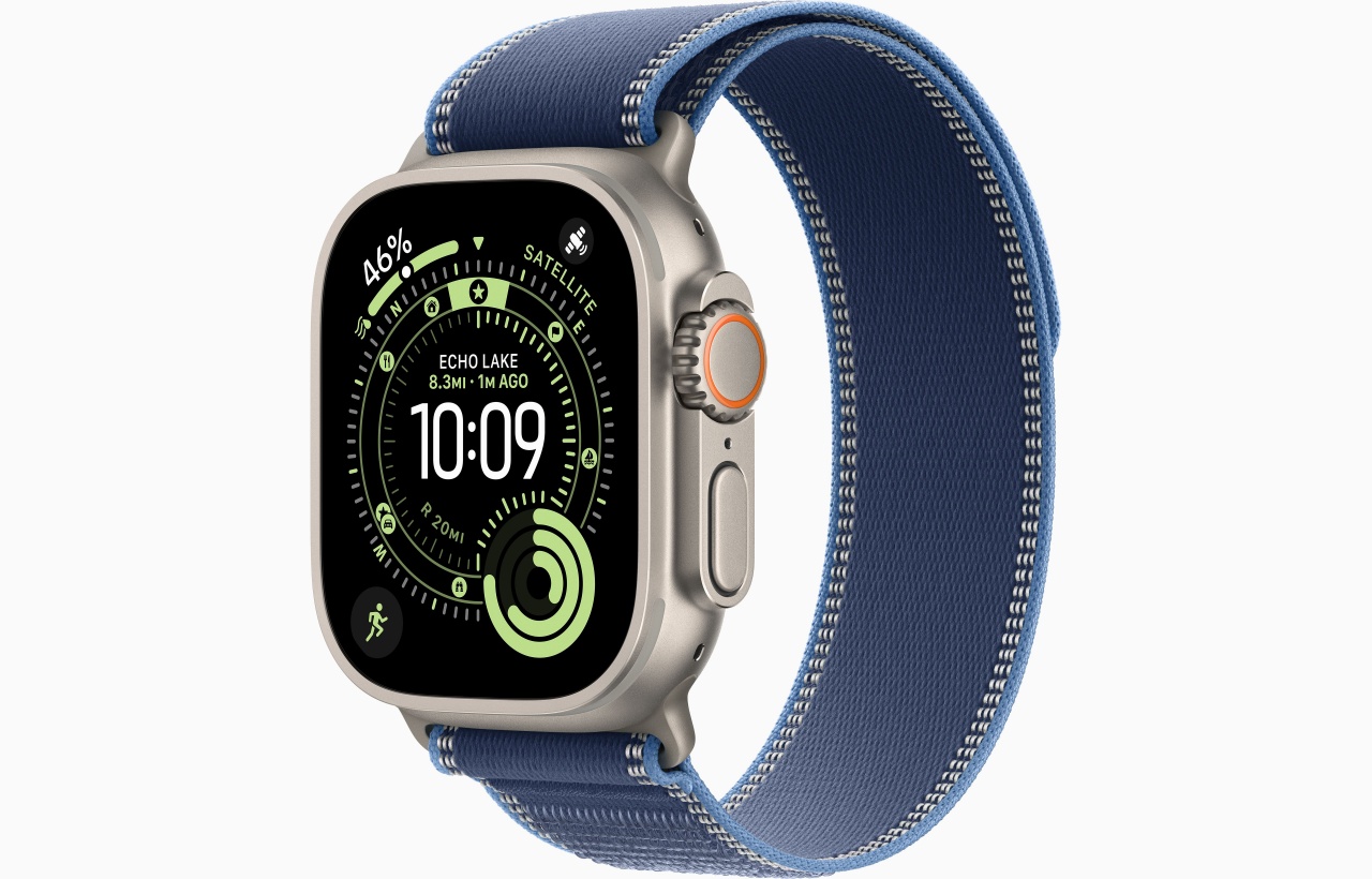 Apple Watch Ultra 3 GPS + Cellular 49mm Natural Titanium Case with Blue/Bright Blue Trail Loop